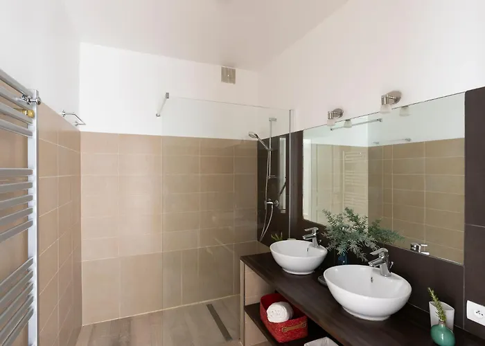 Marinarca Sitew Vecchio Marina Di Fiori Vue Piscine Chauffee Clim A Pied Tennis Villa