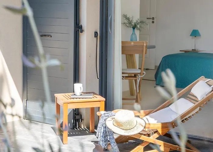 Marinarca Sitew Vecchio Marina Di Fiori Vue Piscine Chauffee Clim A Pied Tennis *